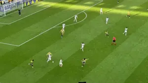 Fenerbahçe Tribünlerinden Anıl Yaşar’a Büyük Tepki: Geçmiş Sezondaki Olayın İzleri Süper Lig Maçına Damga Vurdu