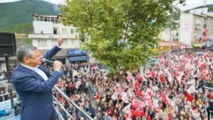 Özgür Özel Vows Persistent Victory in Artvin, Condemns ‘State Crisis’ and Ethical Breaches in Mersin Operations