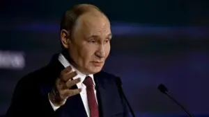 Putin Confirms Russia’s Readiness to Supply Oil and Fuel to U.S. and Global Markets Following Talks with Trump