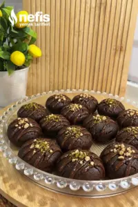 The Rise of Browni Kurabiye: How a Classic Turkish Patisserie Favorite Continues to Captivate Dessert Enthusiasts